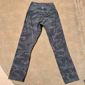 Lululemon Align Crop